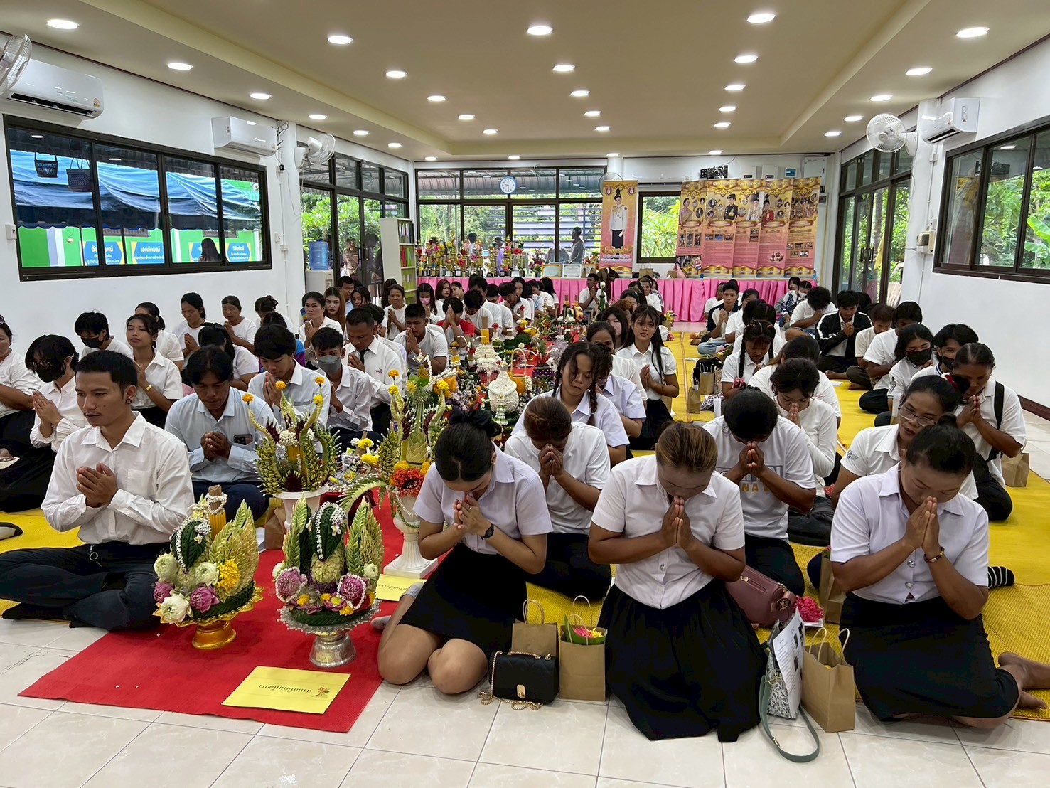 พิธีไหว้ครู สกร.ระดับอำเภอขุขันธ์
