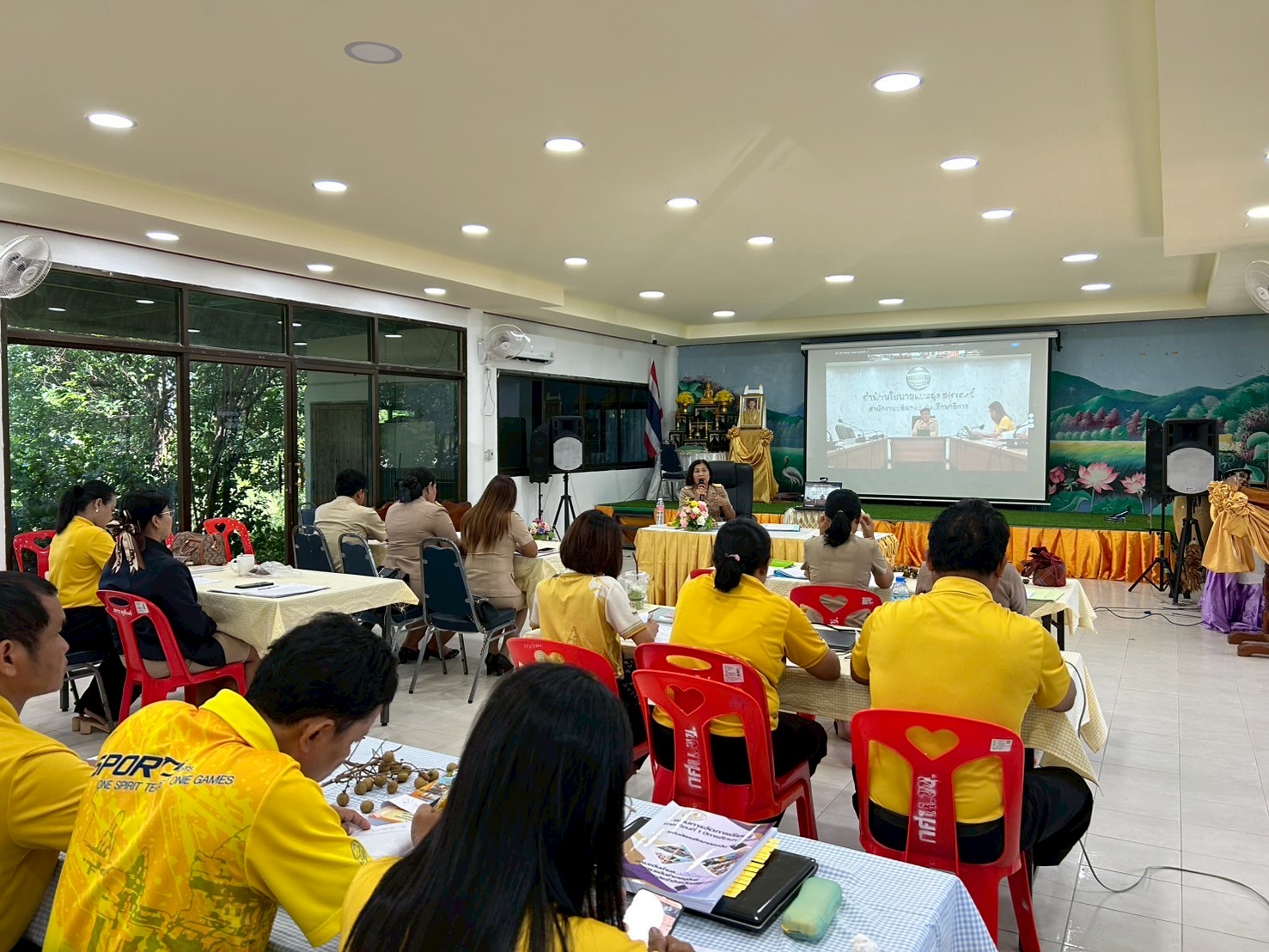 ประชุมขับเคลื่อนเป้าหมายการพัฒนาที่ยั่งยืนด้านการศึกษา (SDG4) ระดับภาค/ กลุ่มจังหวัดและระดับจังหวัด ผ่านระบบออนไลน์ Zoom Meeting